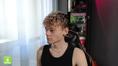 Snapshot of kirill_20_cm chatting on 10, 10, 2025 Kirill and Andrey online show from 10, 10, 2025