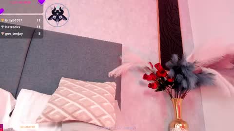 Snapshot of kirivelvet chatting on 7, 7, 2026 Samantha Velvet online show from 7, 7, 2026