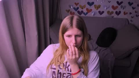 Kira online show from 15, 2, 2025