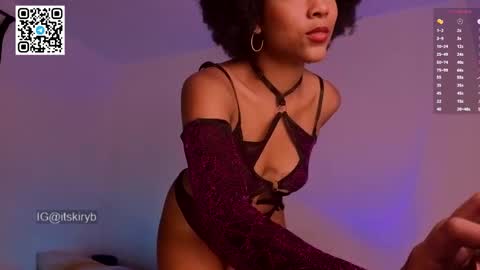 Snapshot of kiry_blossom chatting on 15, 10, 2025 See you in a few minutes today December 1st. online show from 15, 10, 2025