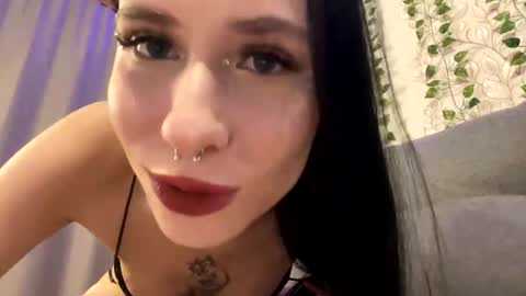 Snapshot of kisa_lisa_ chatting on 1, 11, 2025 Kisa Lisa  online show from 1, 11, 2025