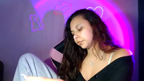 Snapshot of kiss_ameliaa chatting on 27, 2, 2025 kiss_ameliaa online show from 27, 2, 2025