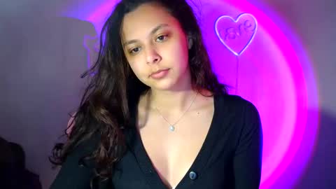 Snapshot of kiss_ameliaa chatting on 28, 2, 2025 kiss_ameliaa online show from 28, 2, 2025
