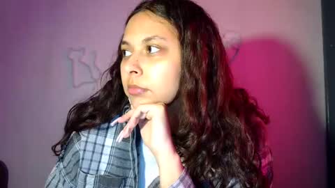 Snapshot of kiss_ameliaa chatting on 4, 3, 2025 kiss_ameliaa online show from 4, 3, 2025