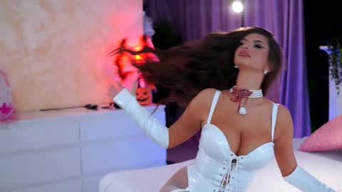 Snapshot of kiss_jess chatting on 31, 10, 2025 Kiss Jess online show from 31, 10, 2025