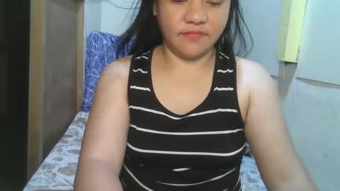 Snapshot of kiss_me_loves chatting on 21, 2, 2026 kiss_me_loves online show from 21, 2, 2026