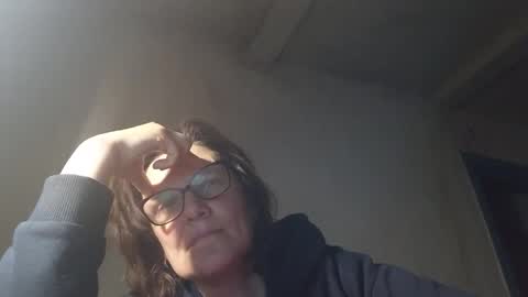 kissandvibe online show from 13, 5, 2026