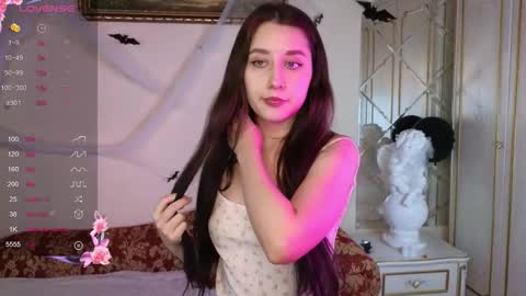 Snapshot of kisses_eva chatting on 12, 11, 2025 Hot Eva online show from 12, 11, 2025