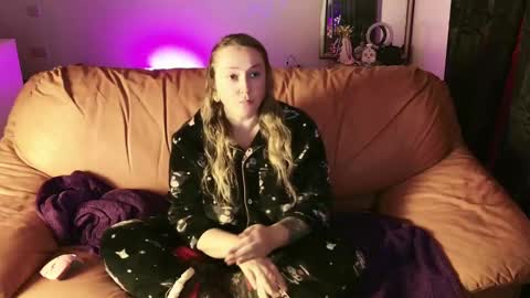 kissica online show from 14, 1, 2025