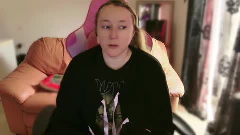 kissica online show from 15, 2, 2025