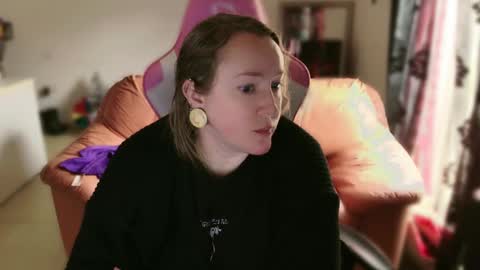 kissica online show from 3, 3, 2025