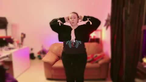 kissica online show from 5, 3, 2025