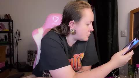 Snapshot of kissica chatting on 18, 11, 2025 kissica online show from 18, 11, 2025