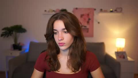Snapshot of kissiecat chatting on 10, 9, 2025 Sisi online show from 10, 9, 2025
