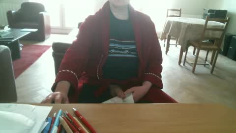 Snapshot of kisslog1 chatting on 8, 12, 2024 kisslog1 online show from 8, 12, 2024