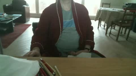 Snapshot of kisslog1 chatting on 28, 12, 2024 kisslog1 online show from 28, 12, 2024