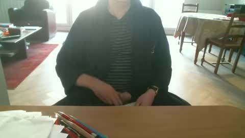 Snapshot of kisslog1 chatting on 11, 1, 2025 kisslog1 online show from 11, 1, 2025