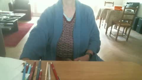 Snapshot of kisslog1 chatting on 27, 9, 2025 kisslog1 online show from 27, 9, 2025