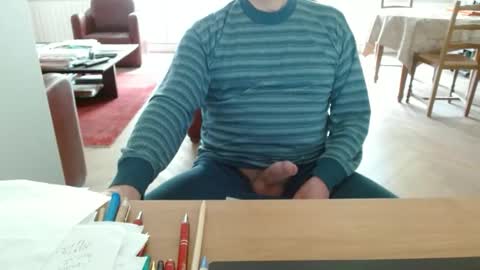 kisslog1 online show from 19, 4, 2026