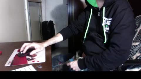 Snapshot of kissofbanned1983 chatting on 31, 10, 2025 kissofbanned1983 online show from 31, 10, 2025