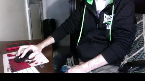 Snapshot of kissofbanned1983 chatting on 2, 11, 2025 kissofbanned1983 online show from 2, 11, 2025