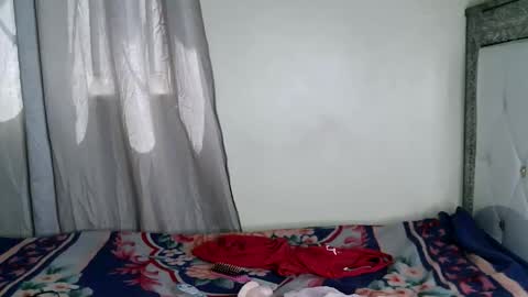 Snapshot of kisssmiles chatting on 21, 10, 2025 kisssmiles online show from 21, 10, 2025