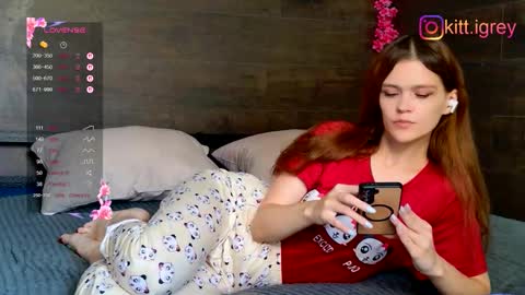 kitigrey online show from 8, 10, 2025