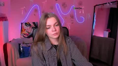 Snapshot of kitniss_dreamy chatting on 30, 4, 2026 kitniss online show from 30, 4, 2026