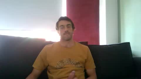 Snapshot of kitosssss chatting on 29, 10, 2025 Steve Cocks online show from 29, 10, 2025