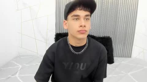 kitsune_44 online show from 24, 3, 2026