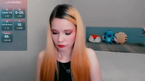 Snapshot of kitten_alisa chatting on 15, 10, 2025 Alissa online show from 15, 10, 2025