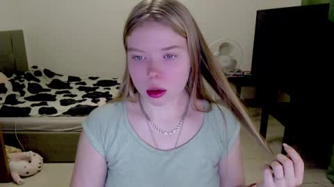 Jennyblonde and Emmabrunette online show from 16, 12, 2024