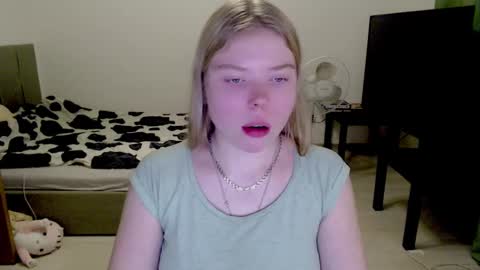 Jennyblonde and Emmabrunette online show from 16, 12, 2024