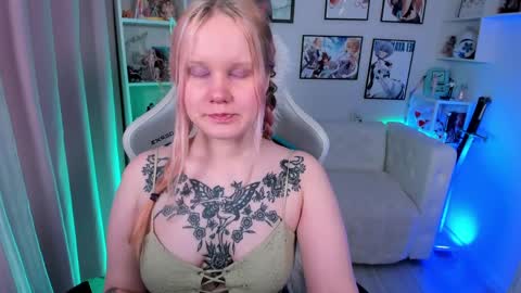 Snapshot of kittenxoann chatting on 11, 4, 2026 kittenxoann online show from 11, 4, 2026