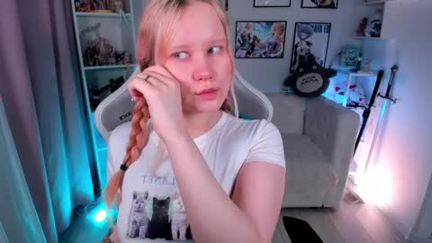 Snapshot of kittenxoann chatting on 25, 4, 2026 kittenxoann online show from 25, 4, 2026