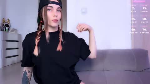 Snapshot of kittie_bear chatting on 20, 9, 2025 Veronica online show from 20, 9, 2025