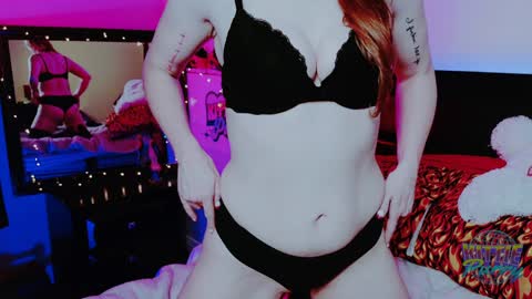 Snapshot of kittiepurry chatting on 11, 1, 2025 Kittie Purry online show from 11, 1, 2025