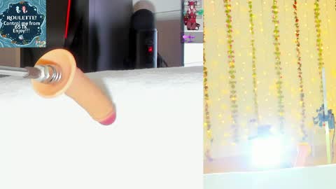 Kitty online show from 10, 5, 2026