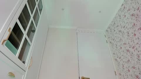 sophie online show from 16, 4, 2026