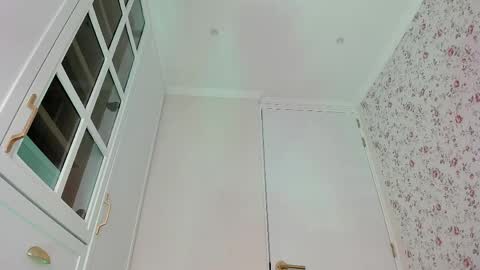 Snapshot of kitty__sophie chatting on 24, 4, 2026 sophie online show from 24, 4, 2026