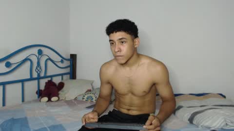 kitty_and_boss online show from 25, 4, 2026