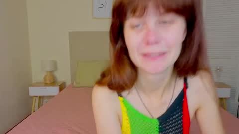 Snapshot of kitty_ange1l chatting on 18, 10, 2025 kitty_ange1l online show from 18, 10, 2025
