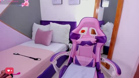 Kitty Kayo online show from 23, 1, 2025