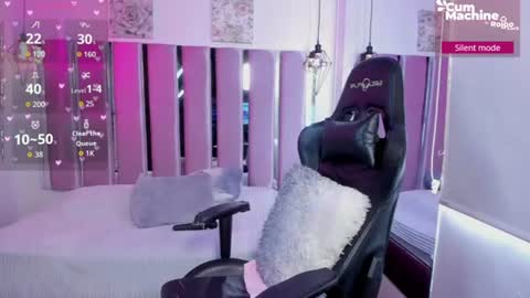 Kitty  online show from 11, 6, 2026