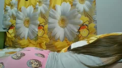 kitty_kate90 online show from 5, 1, 2025