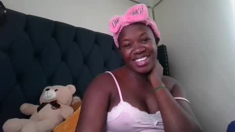 Snapshot of kitty_kerry chatting on 19, 10, 2025 kitty_kerry online show from 19, 10, 2025