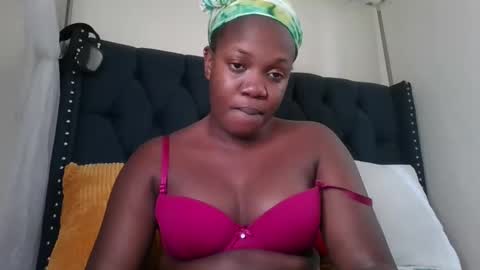 Snapshot of kitty_kerry chatting on 31, 10, 2025 kitty_kerry online show from 31, 10, 2025