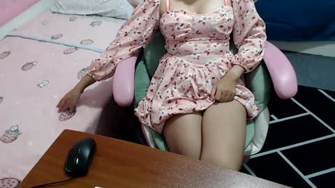 Snapshot of kitty_kity chatting on 16, 12, 2024 Kate online show from 16, 12, 2024