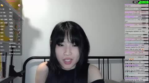 Snapshot of kitty_krush chatting on 10, 10, 2025 Kitty online show from 10, 10, 2025