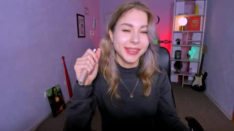 Snapshot of kitty_layy chatting on 17, 11, 2025 kitty online show from 17, 11, 2025